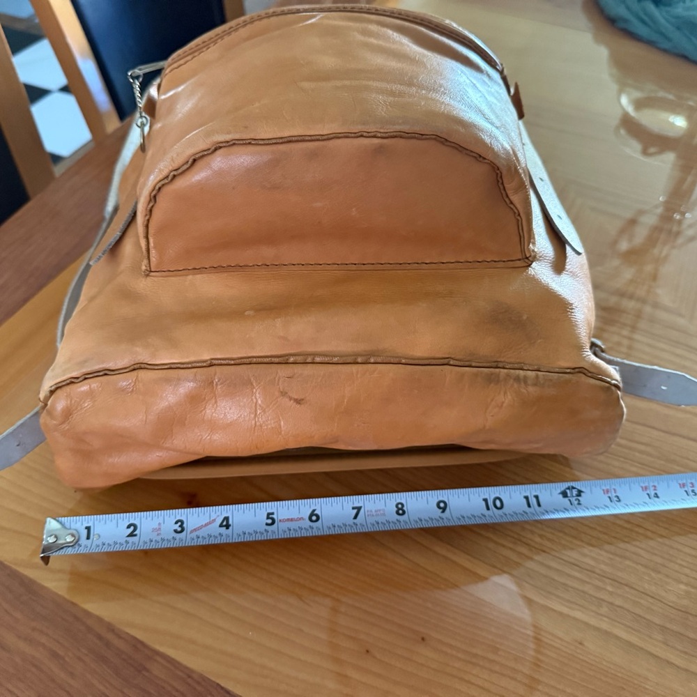 Chic Tan Leather Backpack for Women - Picture 4 of 9